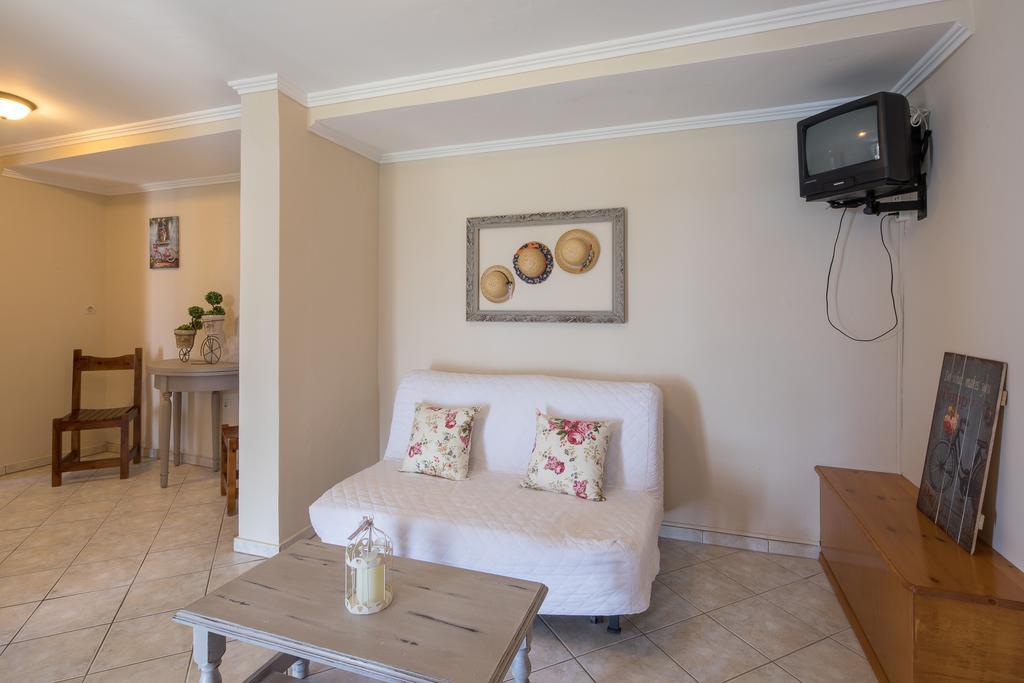Casa Dei Venti - Sea View Apartments - 100M From The Beach Benitses  Dış mekan fotoğraf