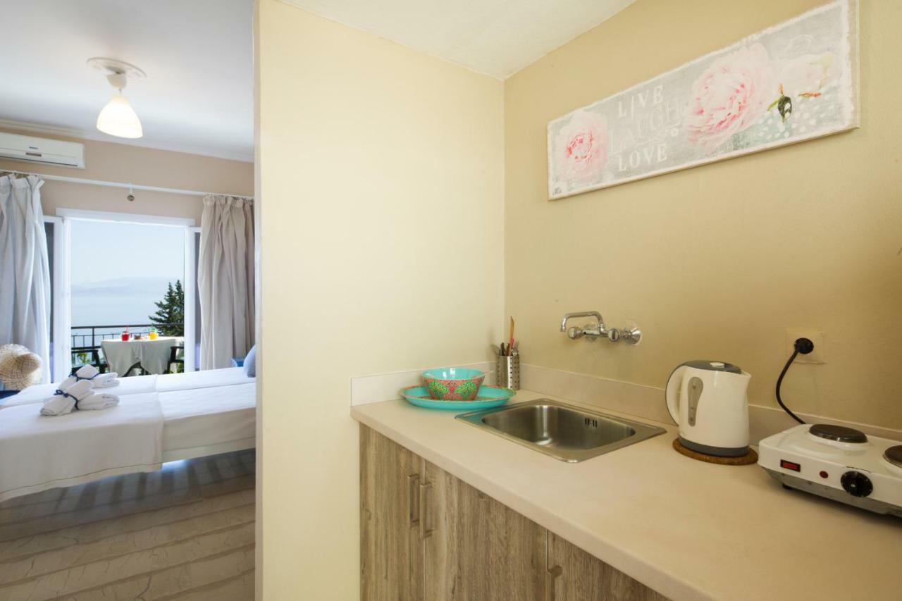 Casa Dei Venti - Sea View Apartments - 100M From The Beach Benitses  Dış mekan fotoğraf